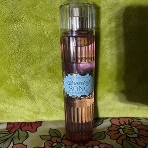 Sweetest song Bath & Body Works